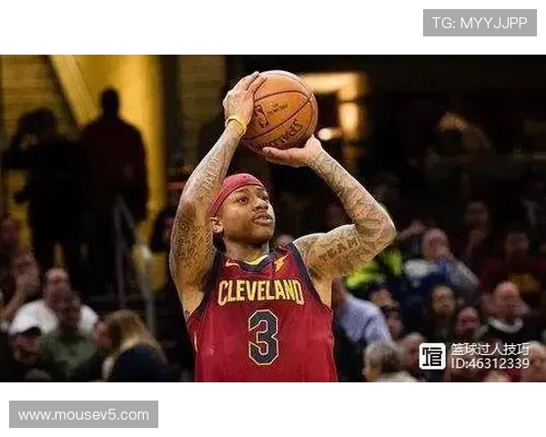 托马斯三分雨高效爆发十一分钟轰二十分震撼赛场替补登场改写比赛节奏